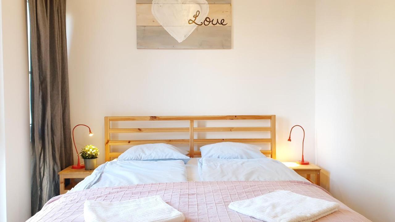 Mila Home Zamardi - Fogas Bagian luar foto