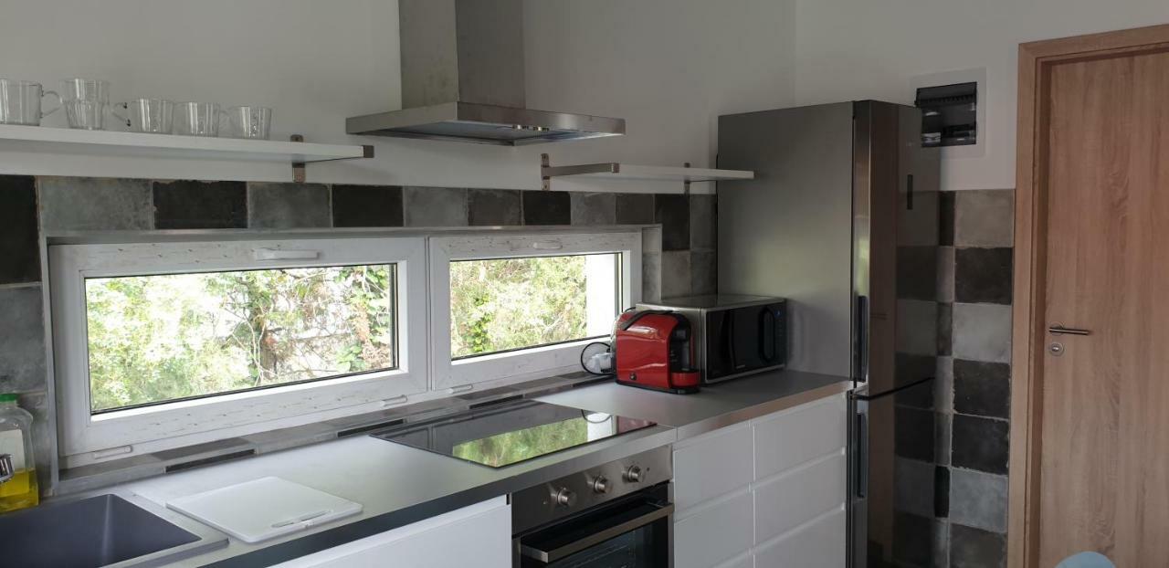Mila Home Zamardi - Fogas Bagian luar foto